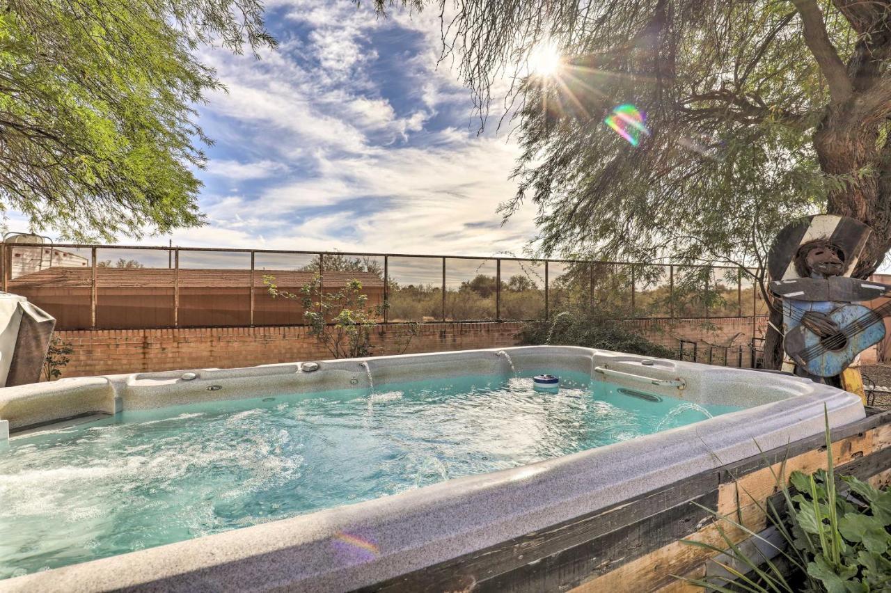 Villa Pet-Friendly Tucson Casita Shared Hot Tub And Porch Exterior foto